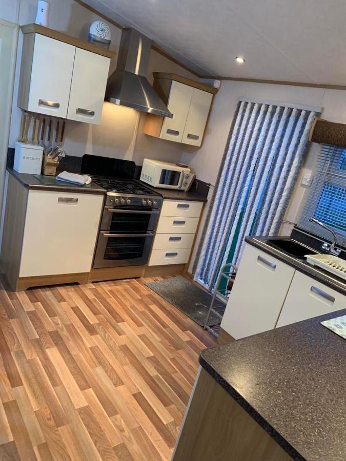 B7 Millfields, - 3 Beds, Ramp Access, Pet Friendly Инголдмелс